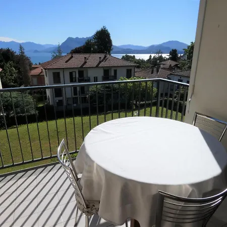 Casa Clivia - 3 Bedroom With View Apartment Stresa