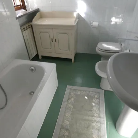 Casa Clivia - 3 Bedroom With View Apartment *