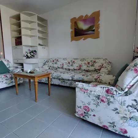 Casa Clivia - 3 Bedroom With View Apartment Stresa
